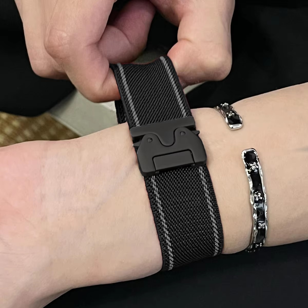 Pulseira de Nylon Trançado de  - Runners Gear avaliação e preço